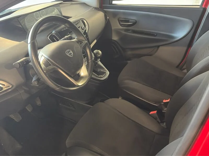 Lancia Ypsilon 0.9 t.air gold s&s 85cv- Gruppo Diba