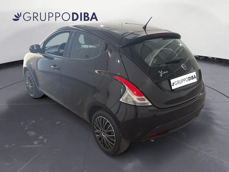 Lancia Ypsilon Ypsilon 1.2 Platinum s&s 69cv my19- Gruppo Diba
