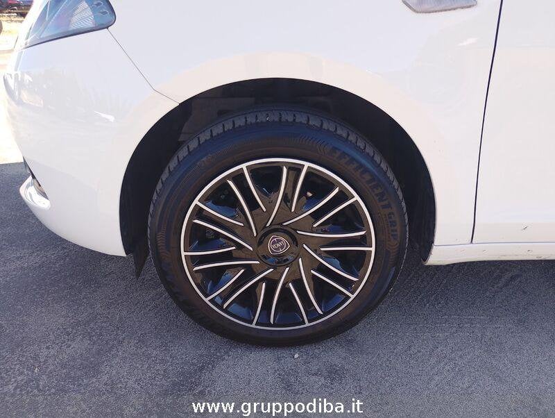 Lancia Ypsilon Ypsilon 1.0 firefly hybrid Silver s&s 70cv 5p.ti- Gruppo Diba