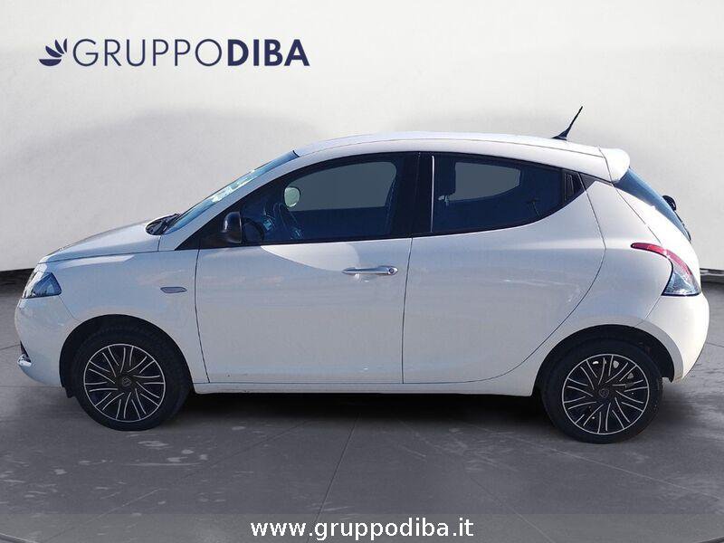 Lancia Ypsilon Ypsilon 1.0 firefly hybrid Silver s&s 70cv 5p.ti- Gruppo Diba