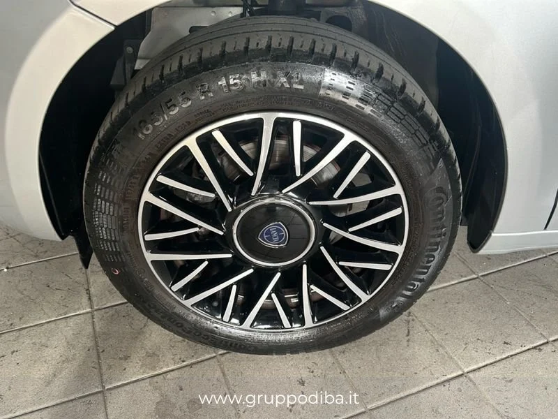 Lancia Ypsilon Ypsilon 1.2 Gold s&s 69cv my19- Gruppo Diba