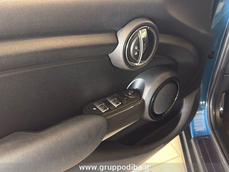 MINI 5 Porte Mini 5p 1.5 One Camden 102cv auto- Gruppo Diba
