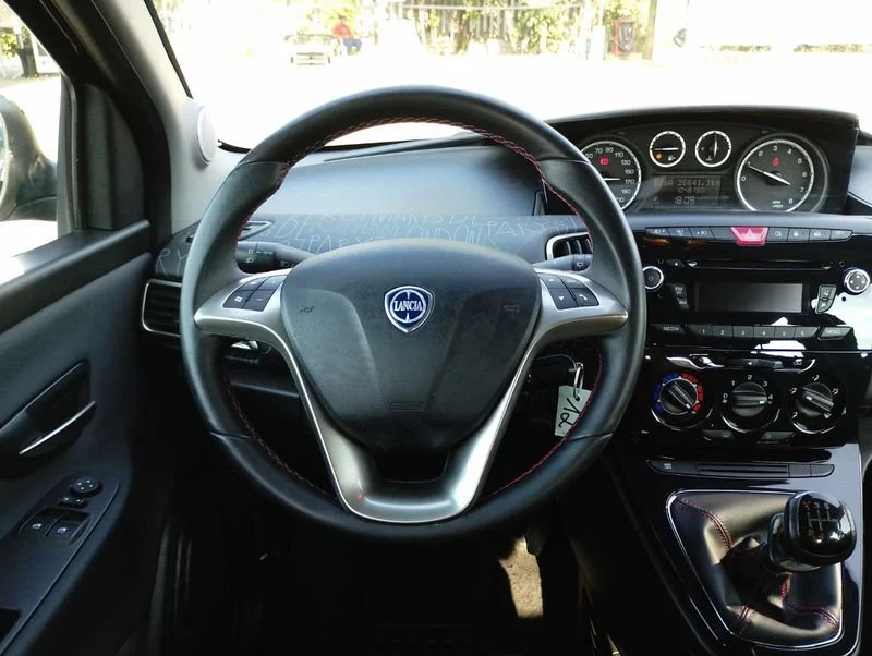 Lancia Ypsilon 0.9 t.air elefantino ecochic metano 80cv- Gruppo Diba