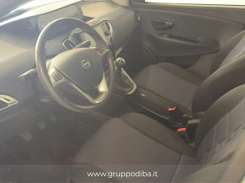 Lancia Ypsilon Ypsilon 1.0 firefly hybrid Gold Plus s&s 70cv 5p.t- Gruppo Diba