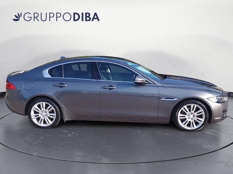 Jaguar XE XE 2.0d Pure 180cv auto- Gruppo Diba