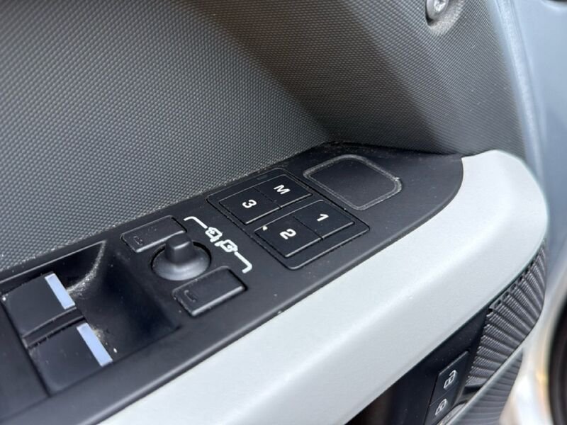 Land Rover Defender Defender 110 3.0d i6 mhev SE awd 200cv auto- Gruppo Diba