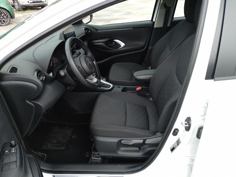 Toyota Yaris Yaris 1.5h Active- Gruppo Diba