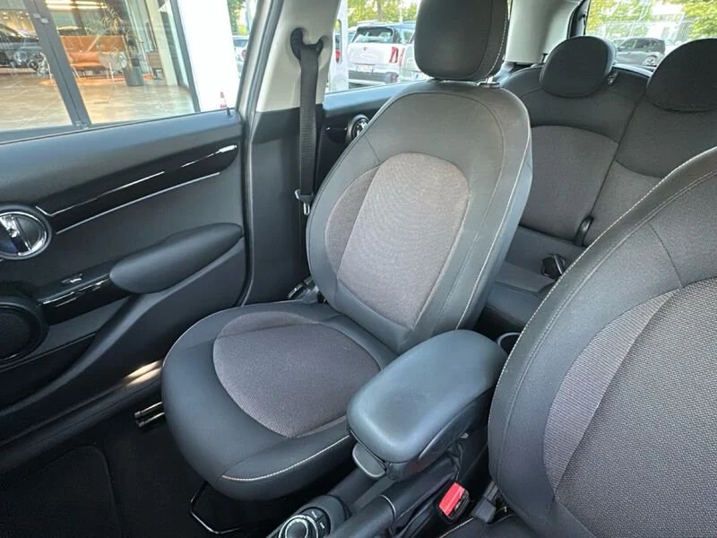 MINI 5 Porte Mini 5p 1.5 One Classic 75cv- Gruppo Diba