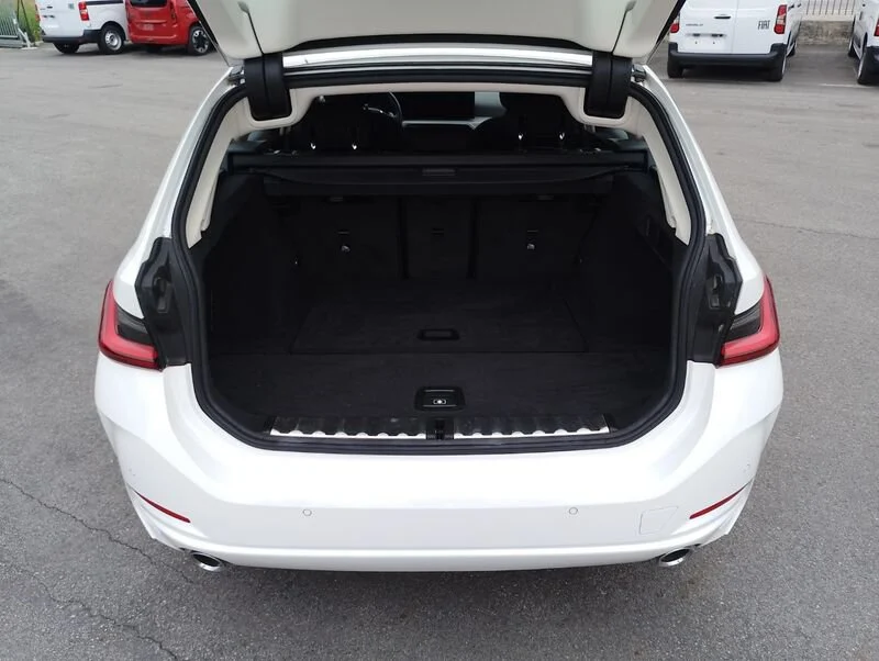 BMW Serie 3 Touring 318d Touring mhev 48V auto- Gruppo Diba