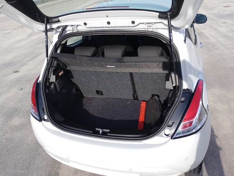 Lancia Ypsilon Ypsilon 1.2 Gold ecochic Gpl 69cv my19- Gruppo Diba