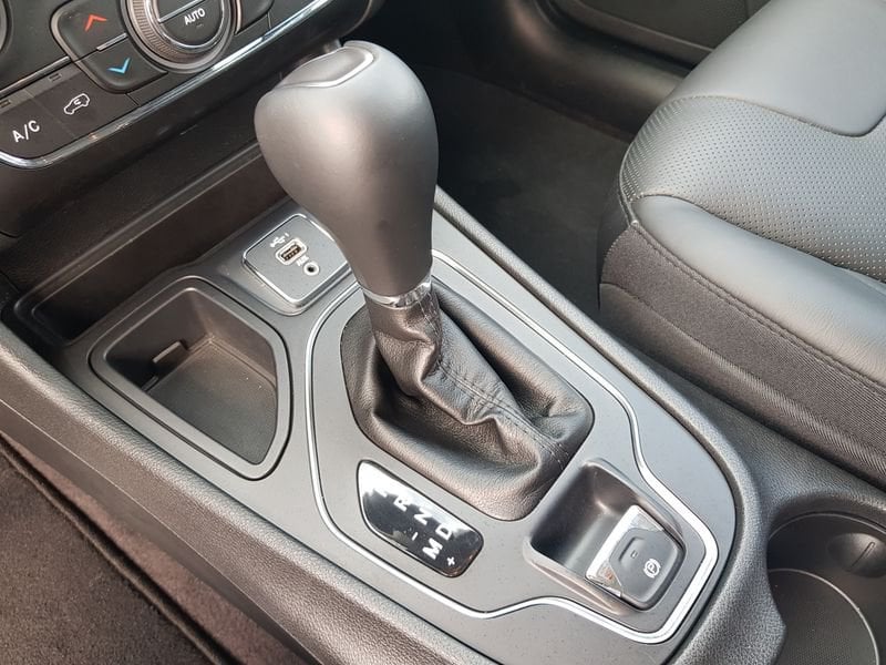 Jeep Cherokee CHEROKEE 2.2 MJT LONGITUDE- Gruppo Diba