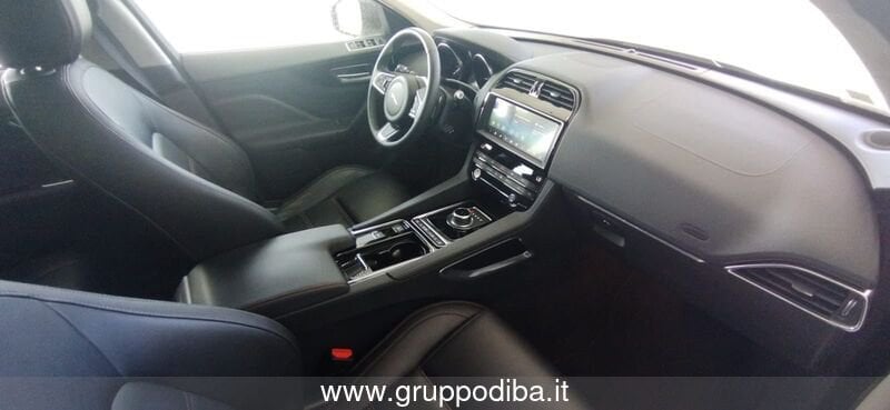 Jaguar F-Pace F-Pace 2.0d i4 Prestige awd 180cv auto my20- Gruppo Diba