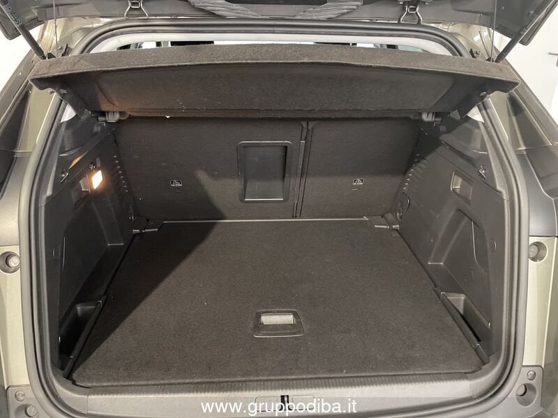 Peugeot 3008 3008 1.5 bluehdi Active s&s 130cv- Gruppo Diba