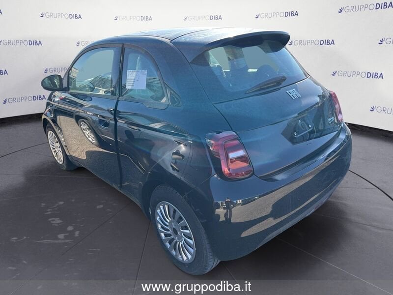 Fiat 500 Elettrica La Nuova 500 Serie1 La Nuova 500 - Action Berlina- Gruppo Diba