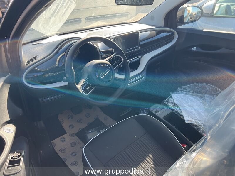 Fiat 500 Elettrica La Nuova 500 Serie1 La Nuova 500 - Action Berlina- Gruppo Diba