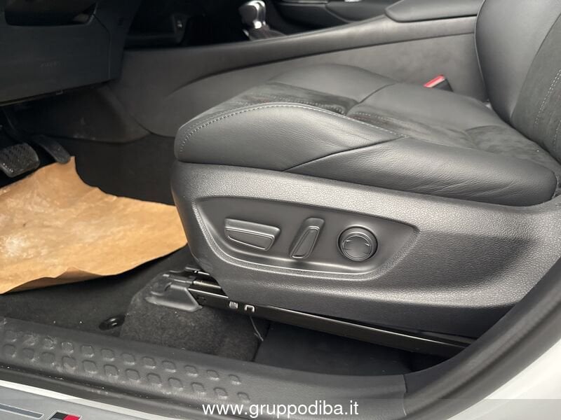 Toyota C-HR GR C-HR 2.0H GR-S MY23- Gruppo Diba