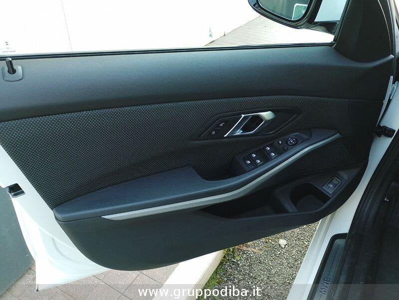 BMW Serie 3 Touring 318d Touring mhev 48V auto- Gruppo Diba