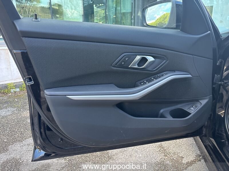 BMW Serie 3 Touring 320d Touring mhev 48V xdrive Business Advantage au- Gruppo Diba