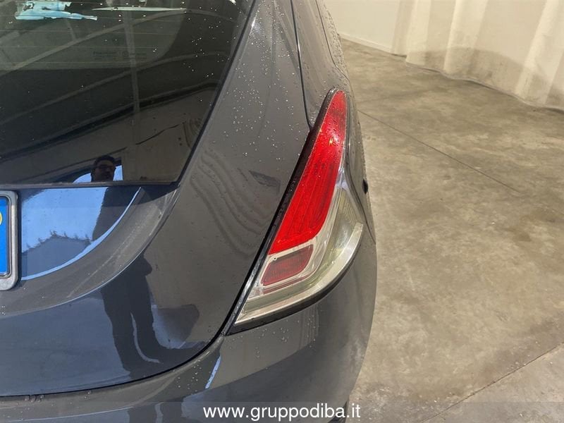 Lancia Ypsilon Ypsilon 0.9 t.air Gold ecochic metano 80cv- Gruppo Diba