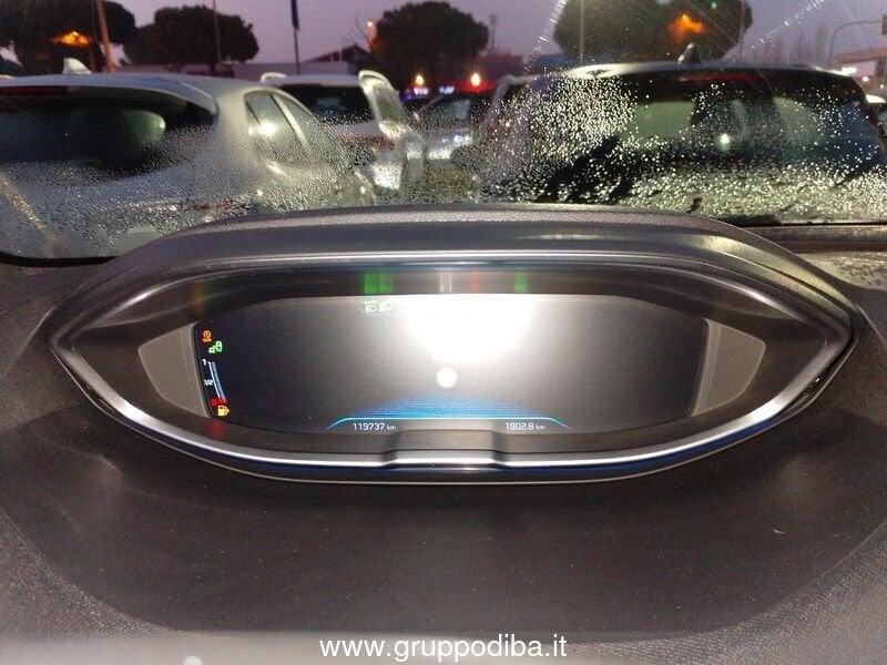 Peugeot 3008 3008 1.6 bluehdi GT Line s&s 120cv eat6- Gruppo Diba