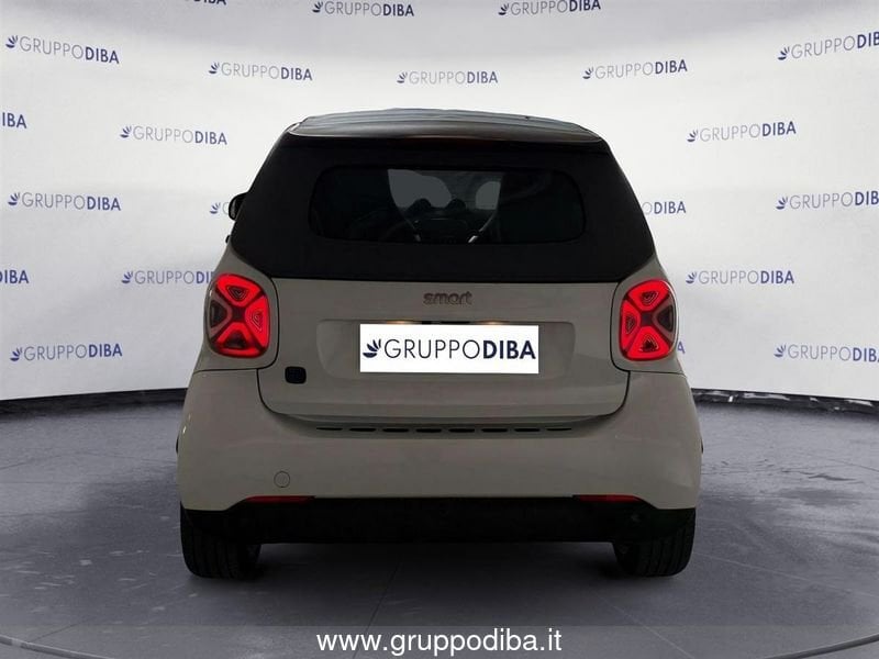 smart EQ Fortwo Cabrio Fortwo Cabrio eq suitegrey-white 22kW- Gruppo Diba