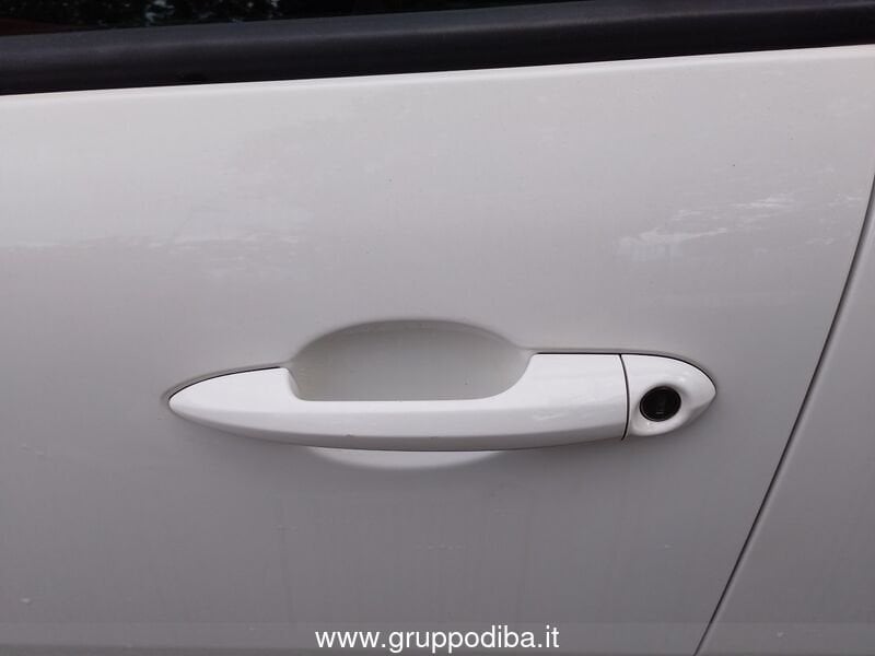 Lancia Ypsilon Ypsilon 0.9 t.air S MomoDesign s&s 85cv dfn E6- Gruppo Diba