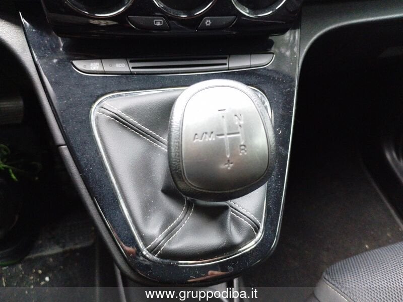 Lancia Ypsilon Ypsilon 0.9 t.air S MomoDesign s&s 85cv dfn E6- Gruppo Diba