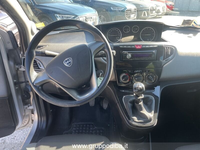 Lancia Ypsilon Ypsilon 0.9 t.air Gold ecochic metano 80cv- Gruppo Diba