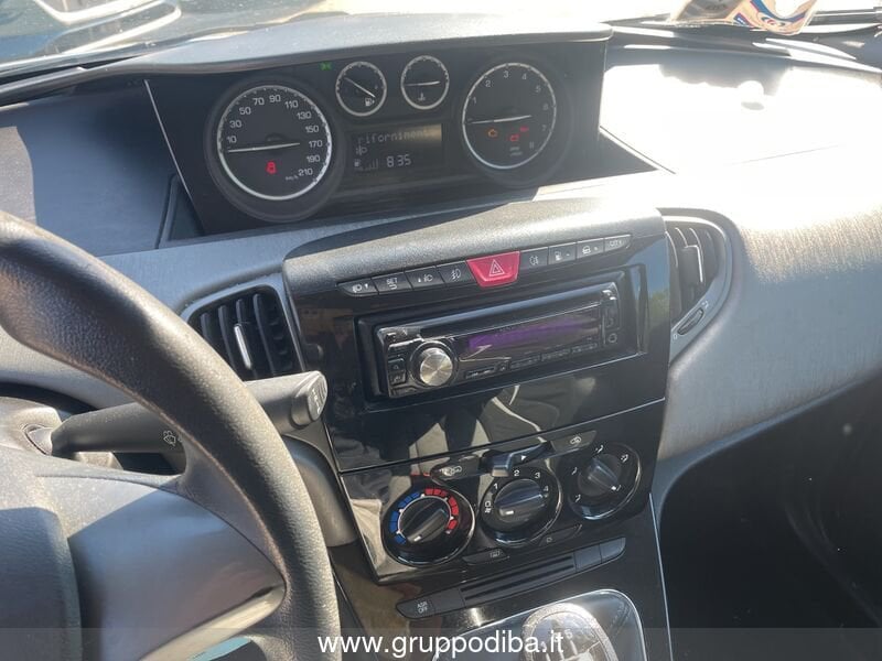 Lancia Ypsilon Ypsilon 0.9 t.air Gold ecochic metano 80cv- Gruppo Diba