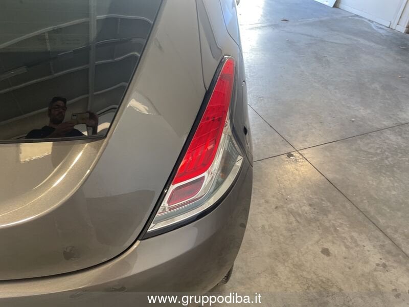 Lancia Ypsilon Ypsilon 1.0 firefly hybrid Gold s&s 70cv 5p.ti- Gruppo Diba