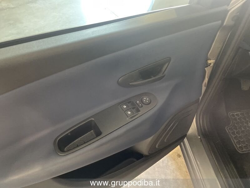 Lancia Ypsilon Ypsilon 1.0 firefly hybrid Gold s&s 70cv 5p.ti- Gruppo Diba