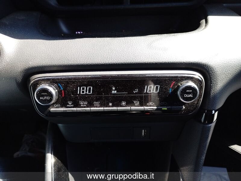 Toyota Yaris Yaris 1.5h Premiere- Gruppo Diba