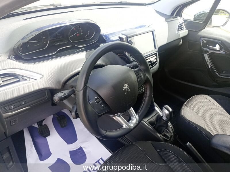 Peugeot 208 208 5p 1.2 puretech Allure s&s 82cv neopatentati- Gruppo Diba