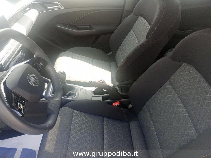 MG 3 1.5 MT COM Dover White- Gruppo Diba