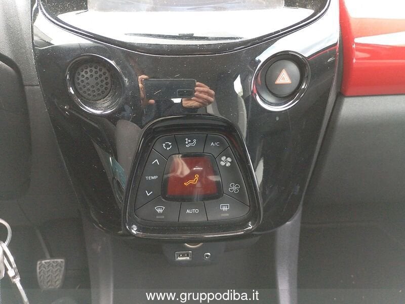 Toyota Aygo Aygo 5p 1.0 x-play- Gruppo Diba