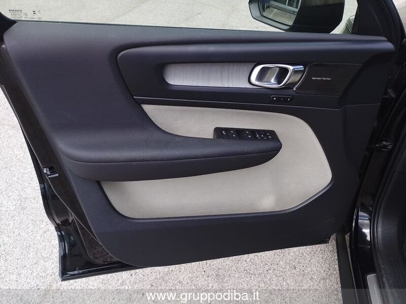 Volvo XC40 XC40 2.0 b3 Ultimate Dark auto- Gruppo Diba