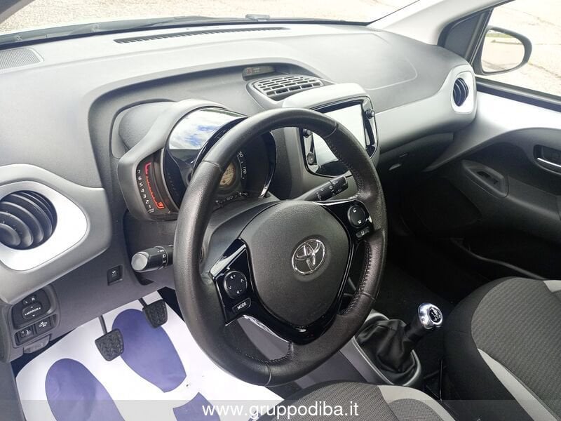 Toyota Aygo Aygo 5p 1.0 x-play 72cv- Gruppo Diba