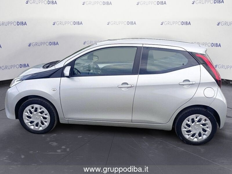 Toyota Aygo Aygo 5p 1.0 x-play 72cv- Gruppo Diba