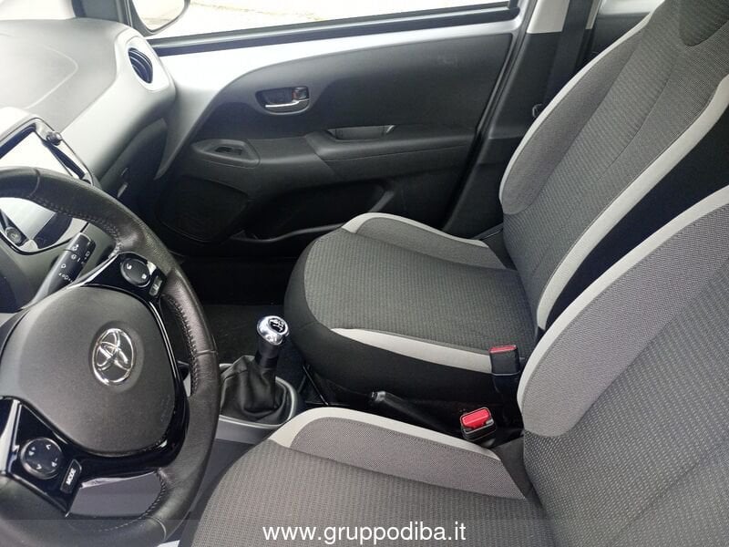 Toyota Aygo Aygo 5p 1.0 x-play 72cv- Gruppo Diba