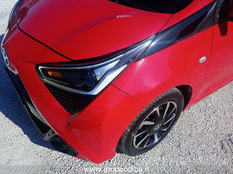 Toyota Aygo Aygo 5p 1.0 x-wave grey m-mt 72cv- Gruppo Diba