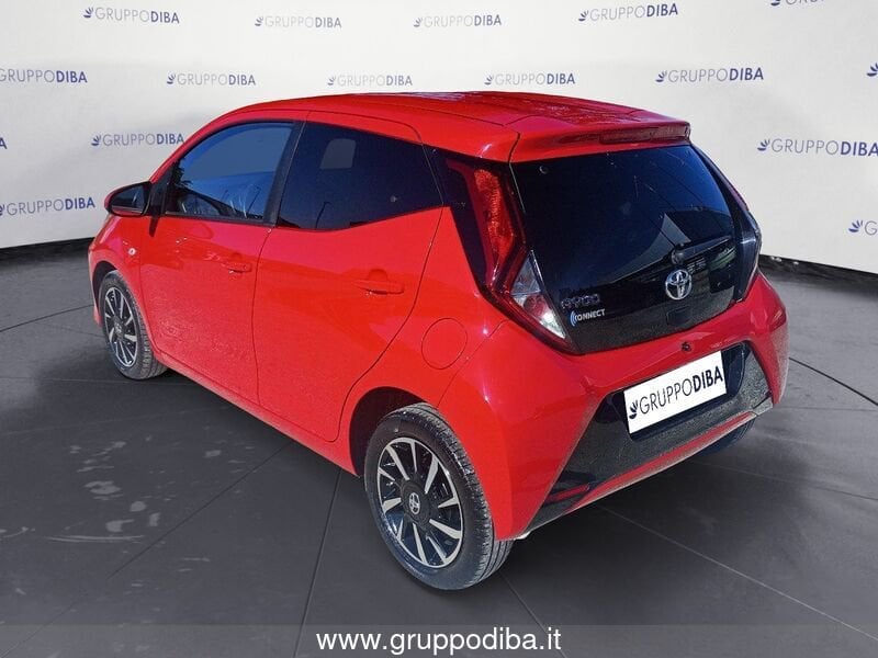 Toyota Aygo Aygo 5p 1.0 x-wave grey m-mt 72cv- Gruppo Diba
