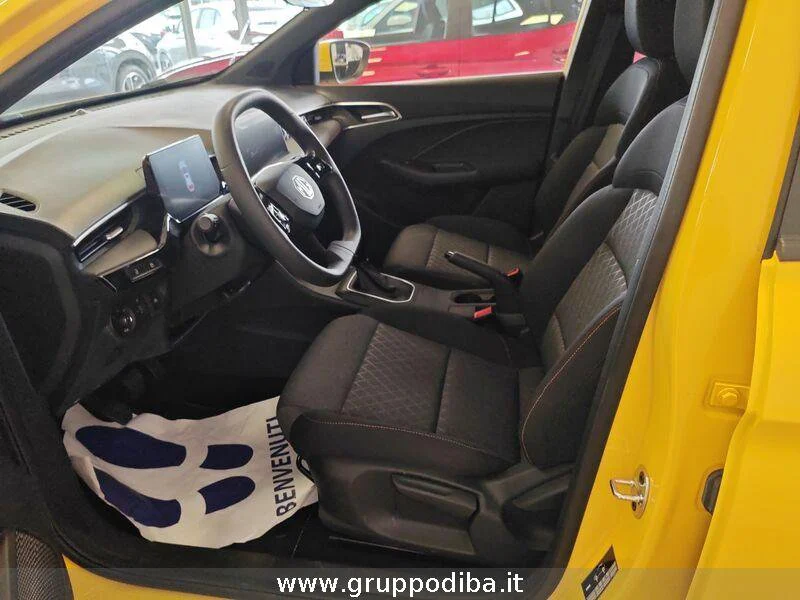 MG 3 1.5 MT COM Pastel Yellow- Gruppo Diba