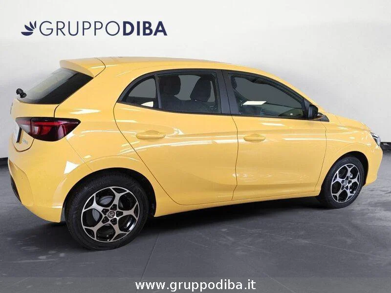 MG 3 1.5 MT COM Pastel Yellow- Gruppo Diba