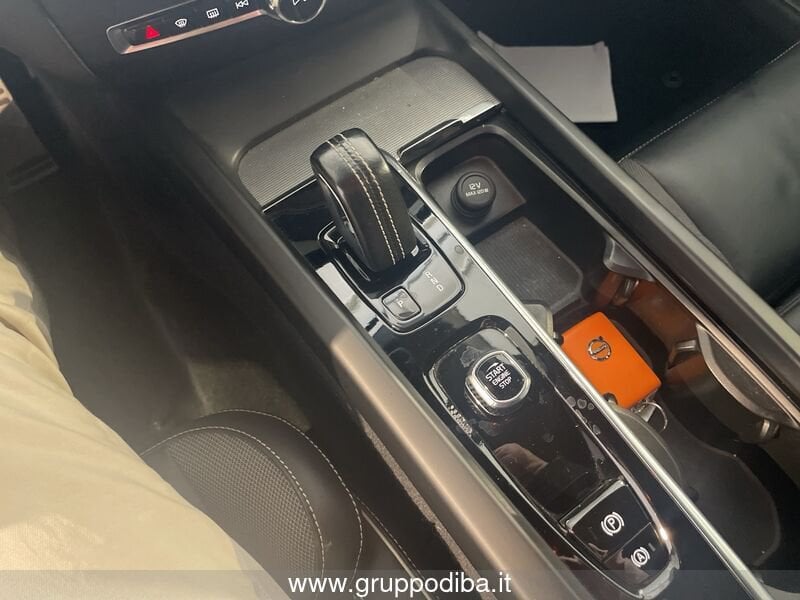 Volvo V60 V60 2.0 b4 R-Design auto- Gruppo Diba