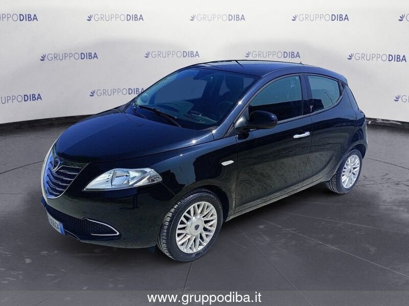 Lancia Ypsilon Ypsilon 1.2 8v Silver c/clima 69cv- Gruppo Diba