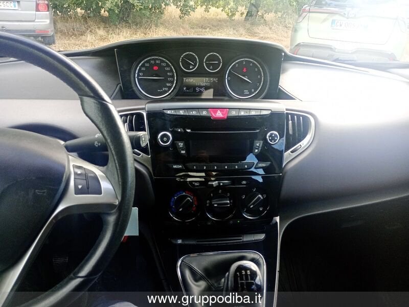 Lancia Ypsilon Ypsilon 0.9 t.air Gold ecochic metano 80cv E5+- Gruppo Diba