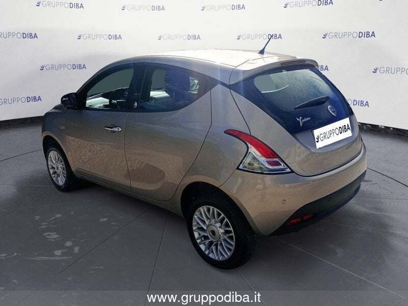 Lancia Ypsilon Ypsilon 0.9 t.air Gold ecochic metano 80cv E5+- Gruppo Diba