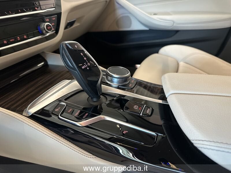 BMW Serie 5 Touring 530d Touring mhev 48V xdrive Luxury auto- Gruppo Diba