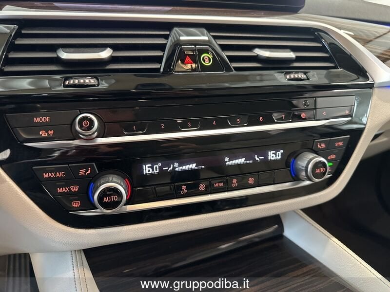 BMW Serie 5 Touring 530d Touring mhev 48V xdrive Luxury auto- Gruppo Diba