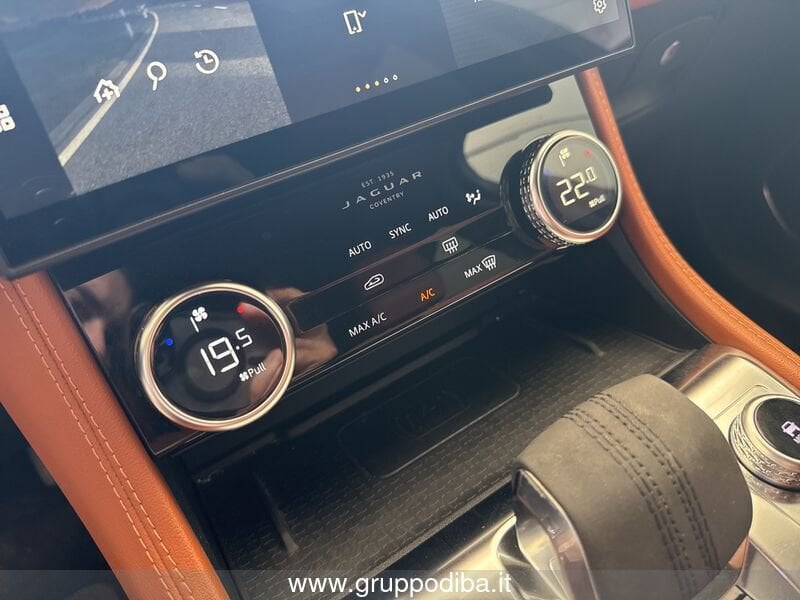Jaguar F-Pace F-Pace 2.0d i4 mhev R-Dynamic SE awd 204cv auto- Gruppo Diba